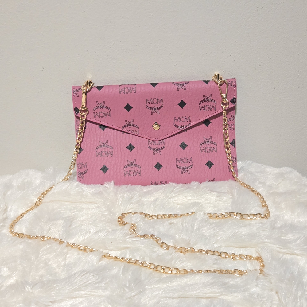 MCM Visetos Envelope Pouch Clutch Visetos on Unbranded Chain
